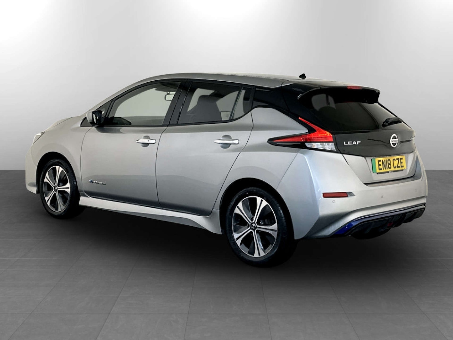 Used Nissan Leaf 2018 for sale - 77185473: Photo 8