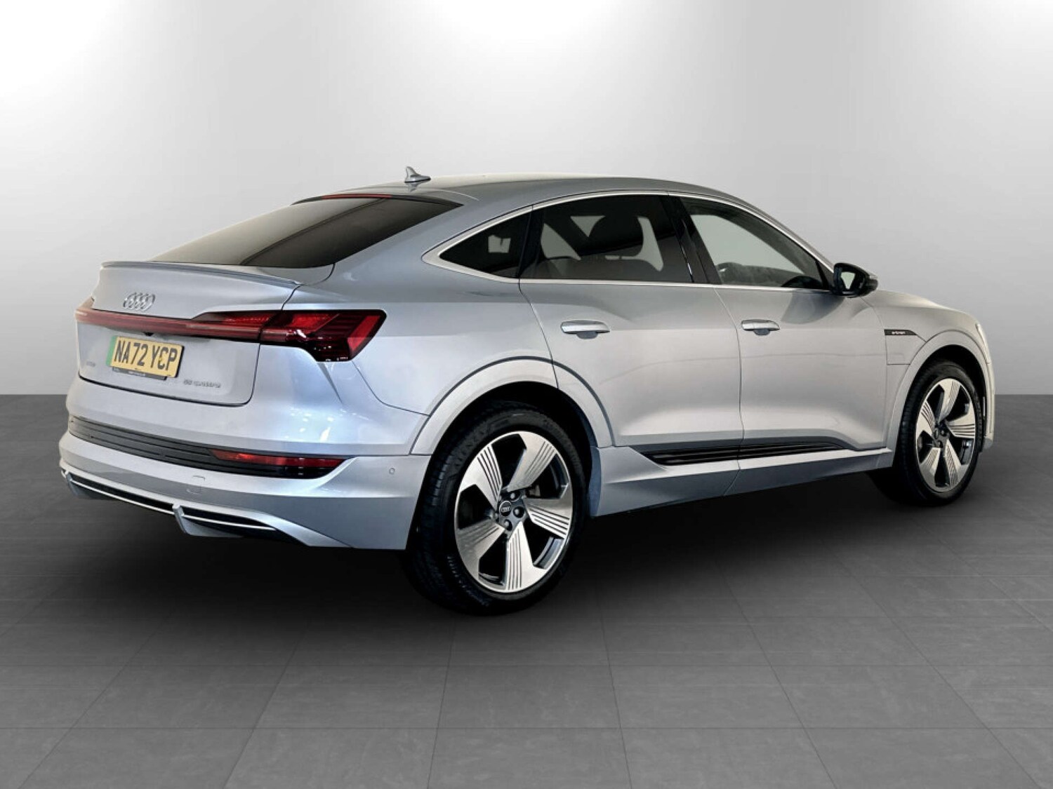 Used Audi e-tron 2022 for sale - 77845604: Photo 10