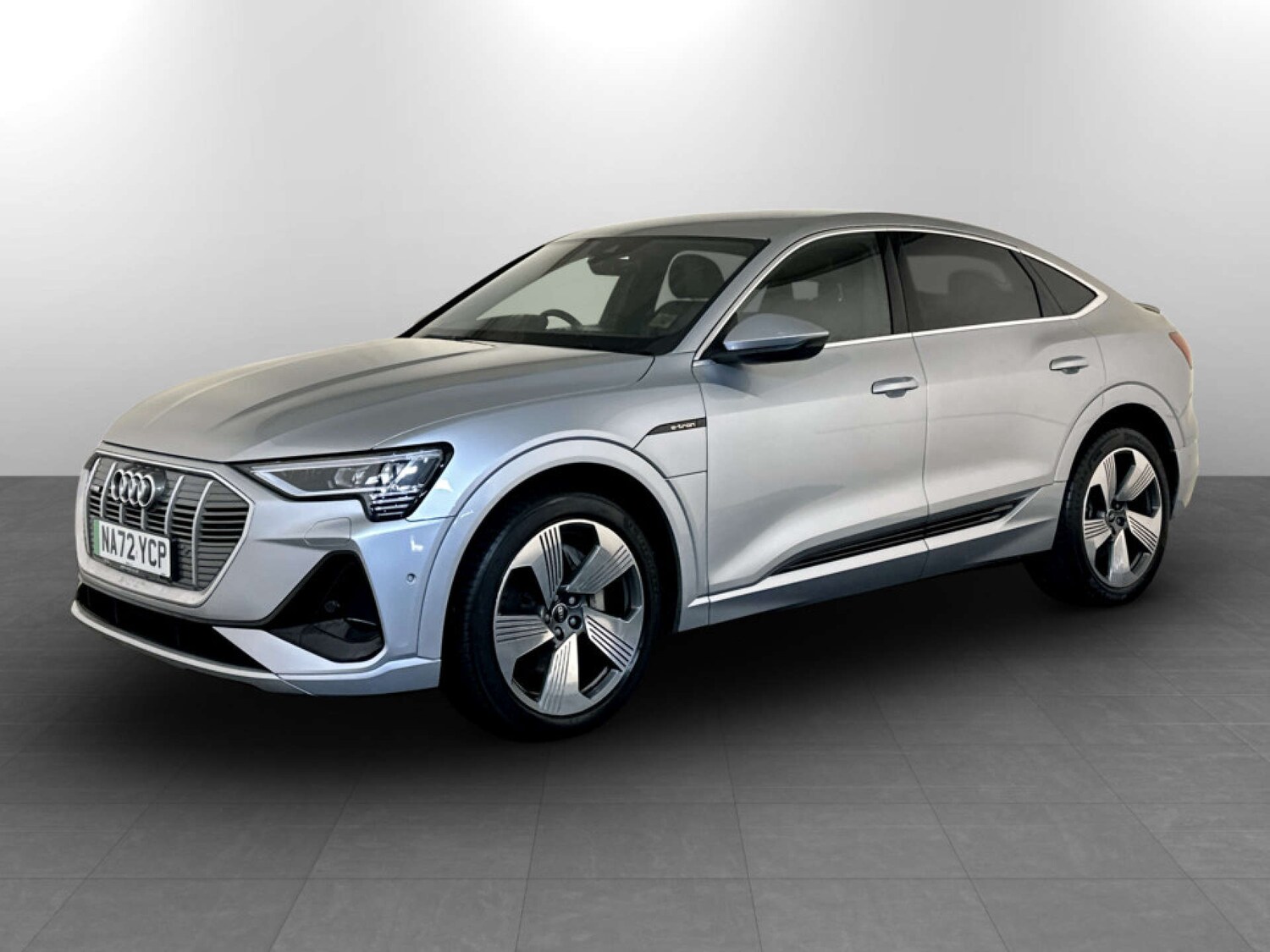 Used Audi e-tron 2022 for sale - 77845604: Photo 6