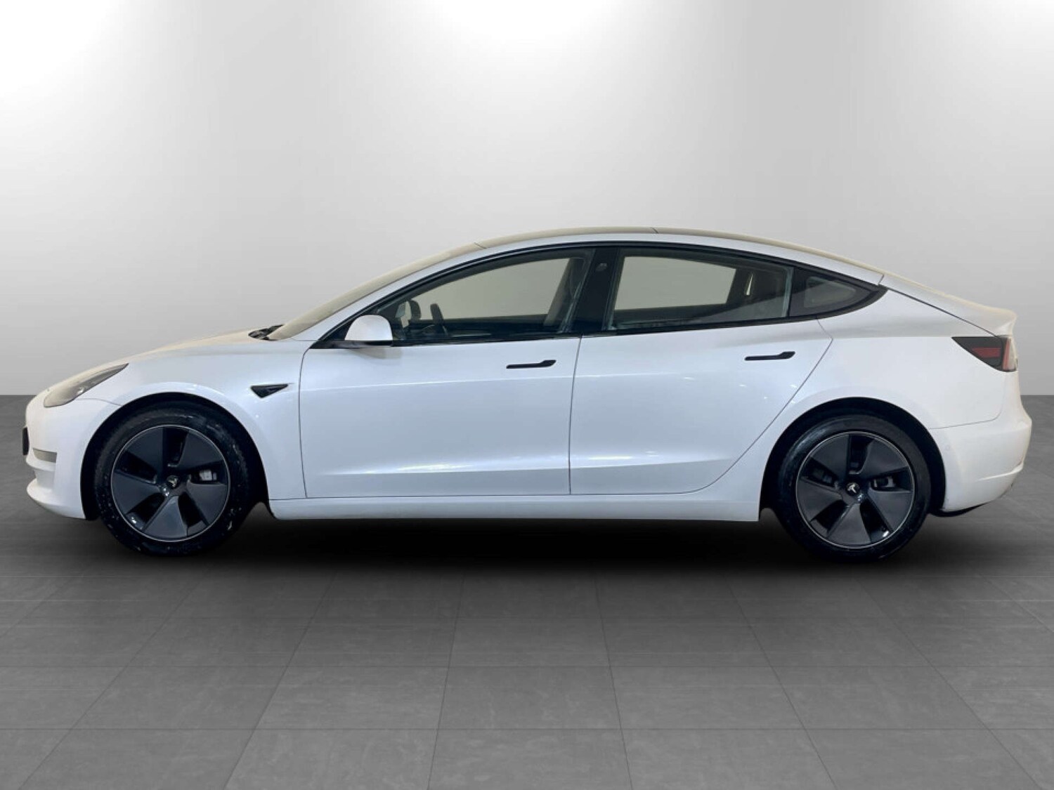 Used Tesla Model 3 2021 for sale - 77350540: Photo 7