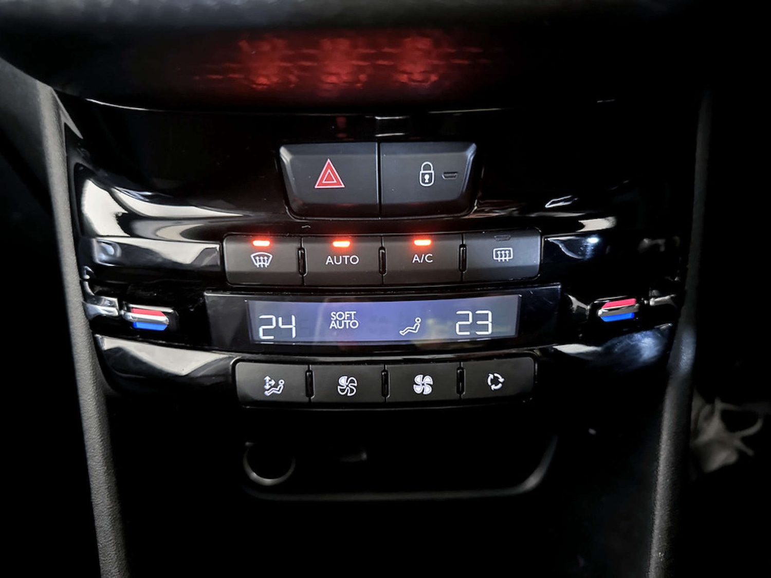 Used Peugeot 2008 2019 for sale - 77185453: Photo 25