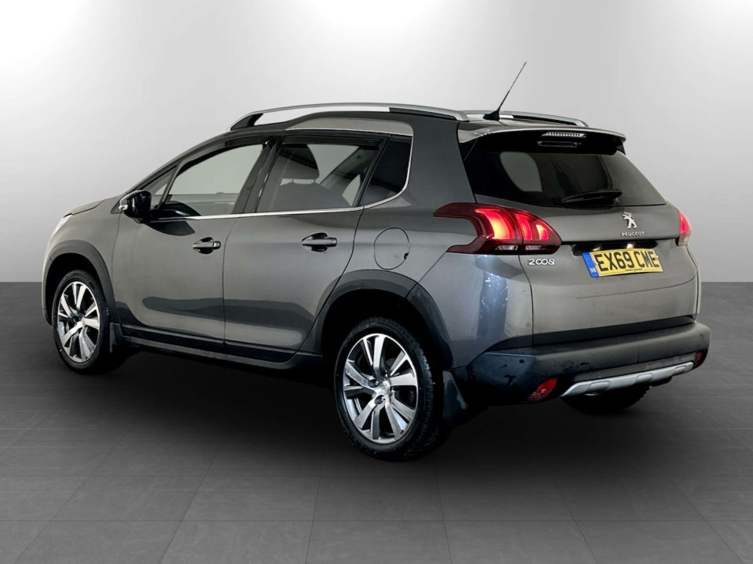 Used Peugeot 2008 2019 for sale - 77185453: Photo 8