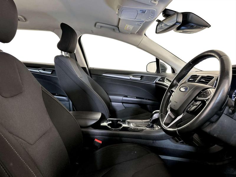 Used Ford Mondeo 2016 for sale - 77116930: Photo 13