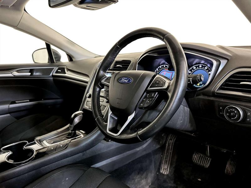 Used Ford Mondeo 2016 for sale - 77116930: Photo 15