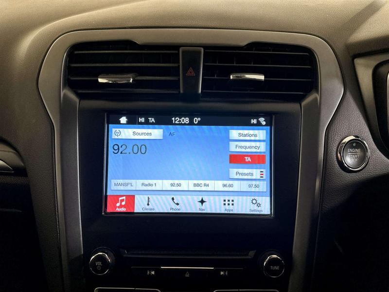 Used Ford Mondeo 2016 for sale - 77116930: Photo 25