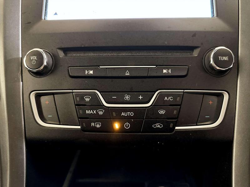 Used Ford Mondeo 2016 for sale - 77116930: Photo 26