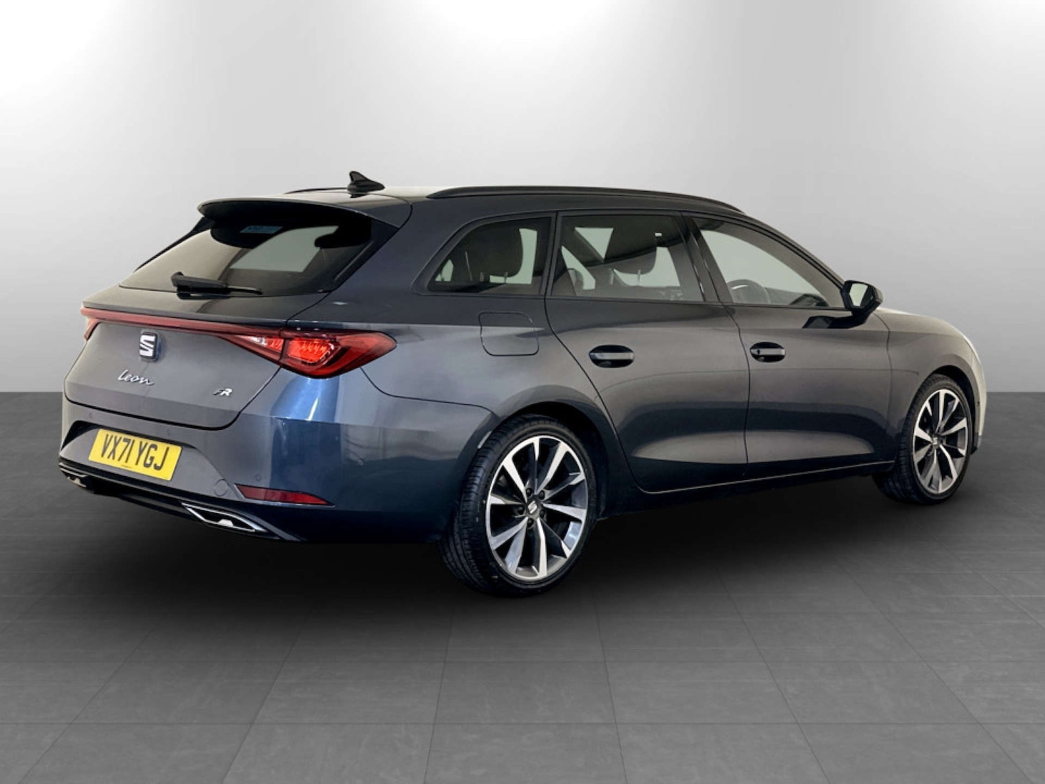 Used SEAT Leon 2021 for sale - 77337020: Photo 10