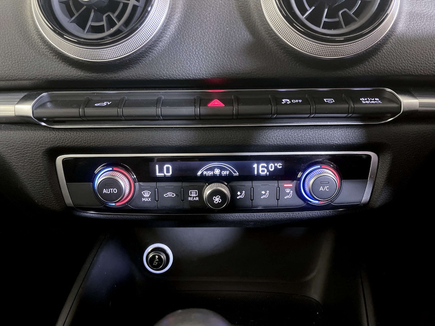 Used Audi A3 2020 for sale - 77185369: Photo 24