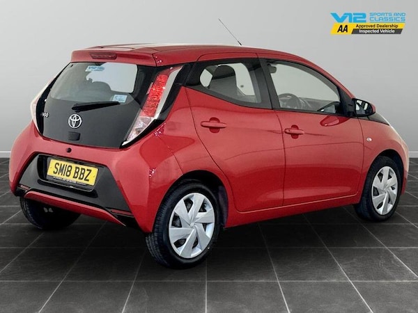 Used Toyota AYGO 2018 for sale - 76209395: Photo 10