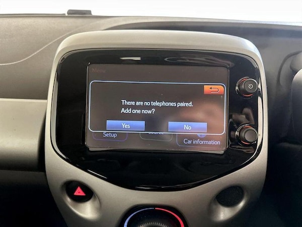 Used Toyota AYGO 2018 for sale - 76209395: Photo 24