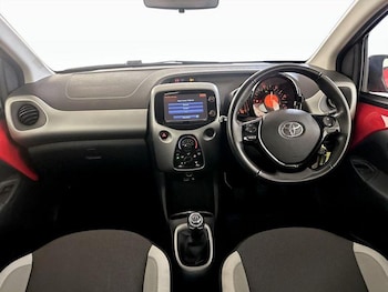 Used Toyota AYGO 2018 for sale - 76209395: Photo 3