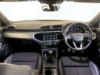 Used Audi Q3 2021 for sale - 76146578: Photo 3