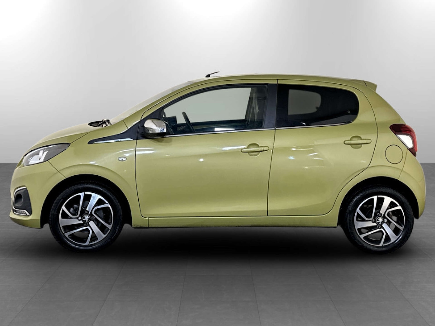 Used Peugeot 108 2019 for sale - 77283206: Photo 7