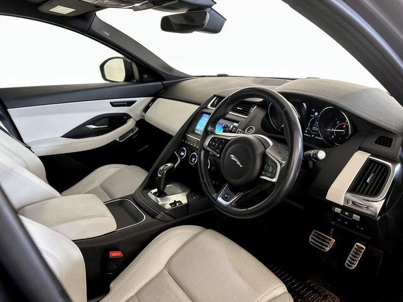 Used Jaguar E-Pace 2018 for sale - 76415919: Photo 16
