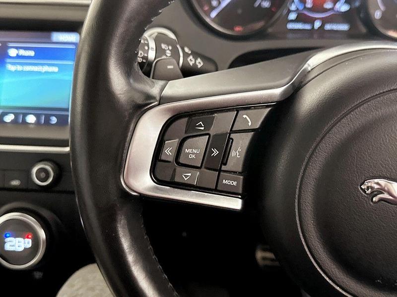 Used Jaguar E-Pace 2018 for sale - 76415919: Photo 18