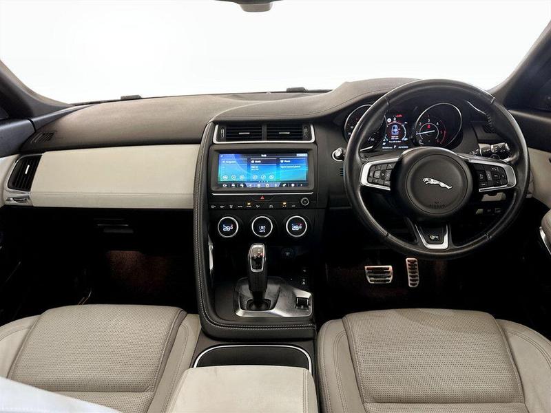 Used Jaguar E-Pace 2018 for sale - 76415919: Photo 3