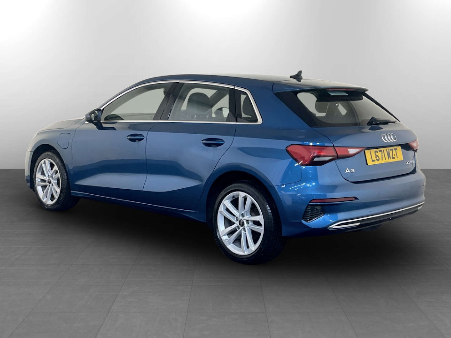 Used Audi A3 2021 for sale - 77350534: Photo 8