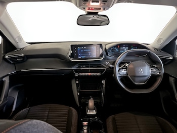 Used Peugeot 2008 2021 for sale - 75439345: Photo