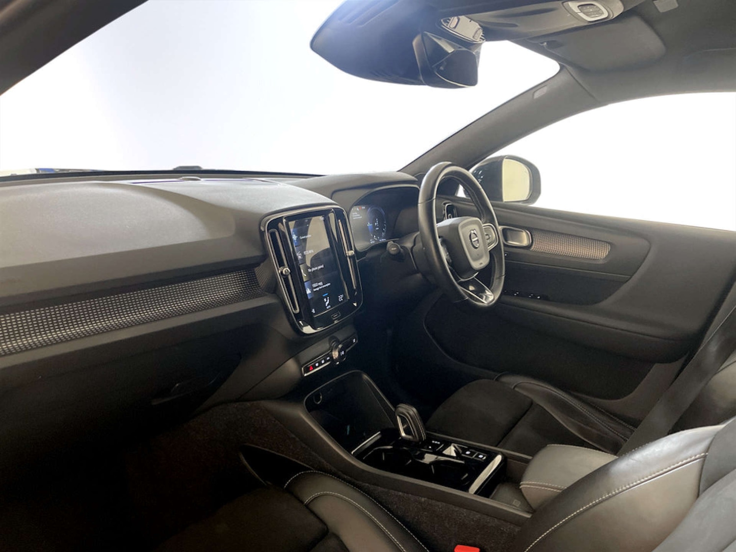 Used Volvo XC40 2021 for sale - 77617101: Photo 12