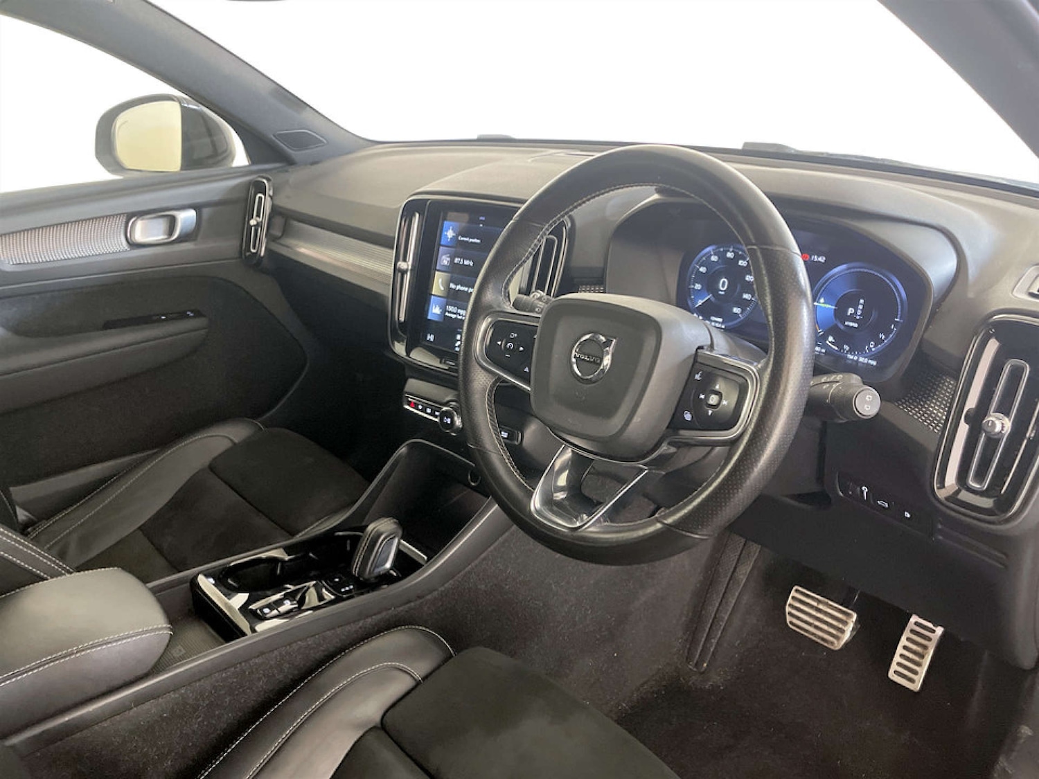 Used Volvo XC40 2021 for sale - 77617101: Photo 15