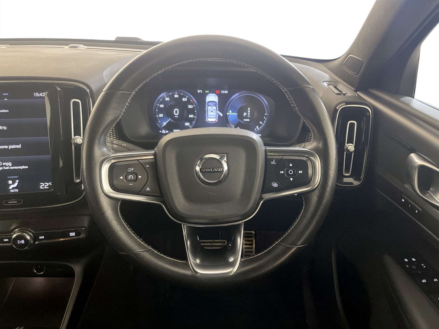 Used Volvo XC40 2021 for sale - 77617101: Photo 16