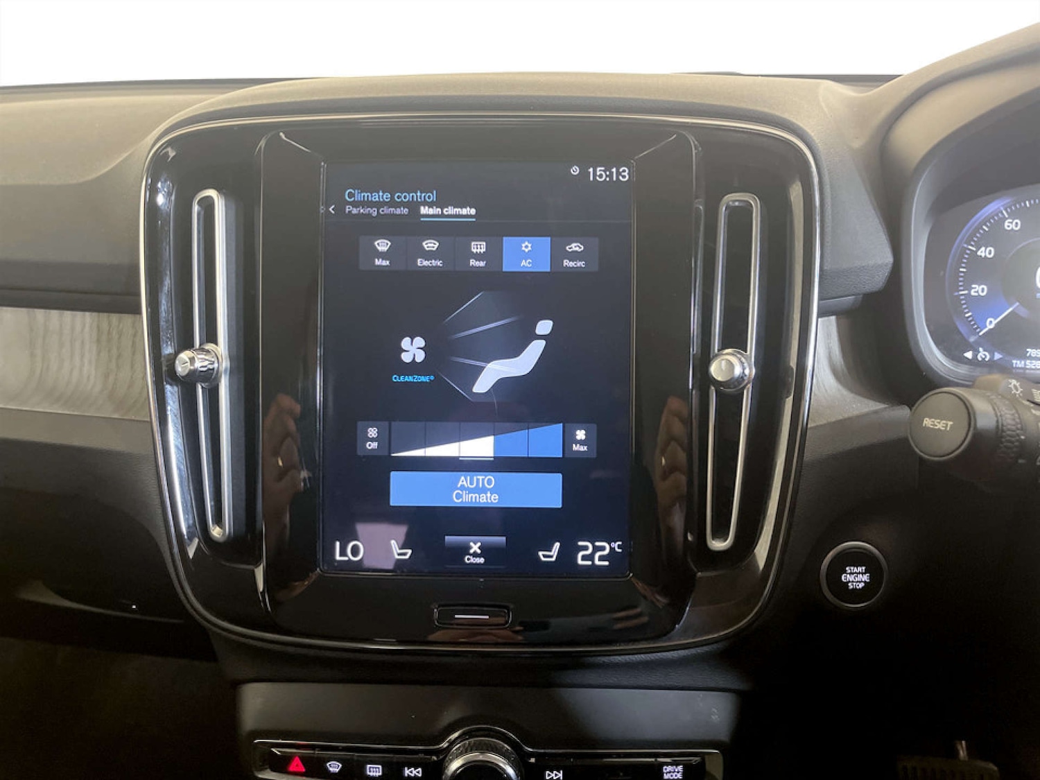 Used Volvo XC40 2020 for sale - 77712960: Photo 20