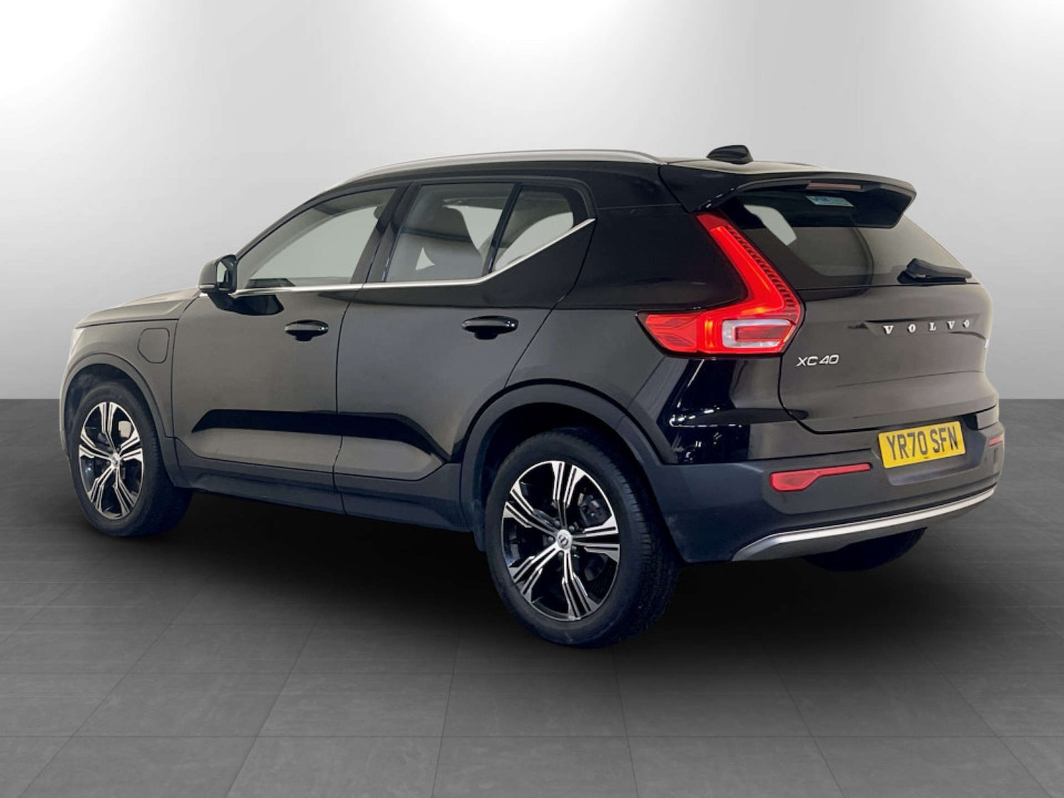 Used Volvo XC40 2020 for sale - 77712960: Photo 6