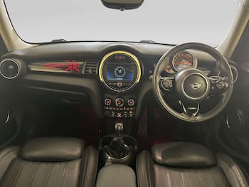 Used MINI Hatch 2019 for sale - 79801940: Photo