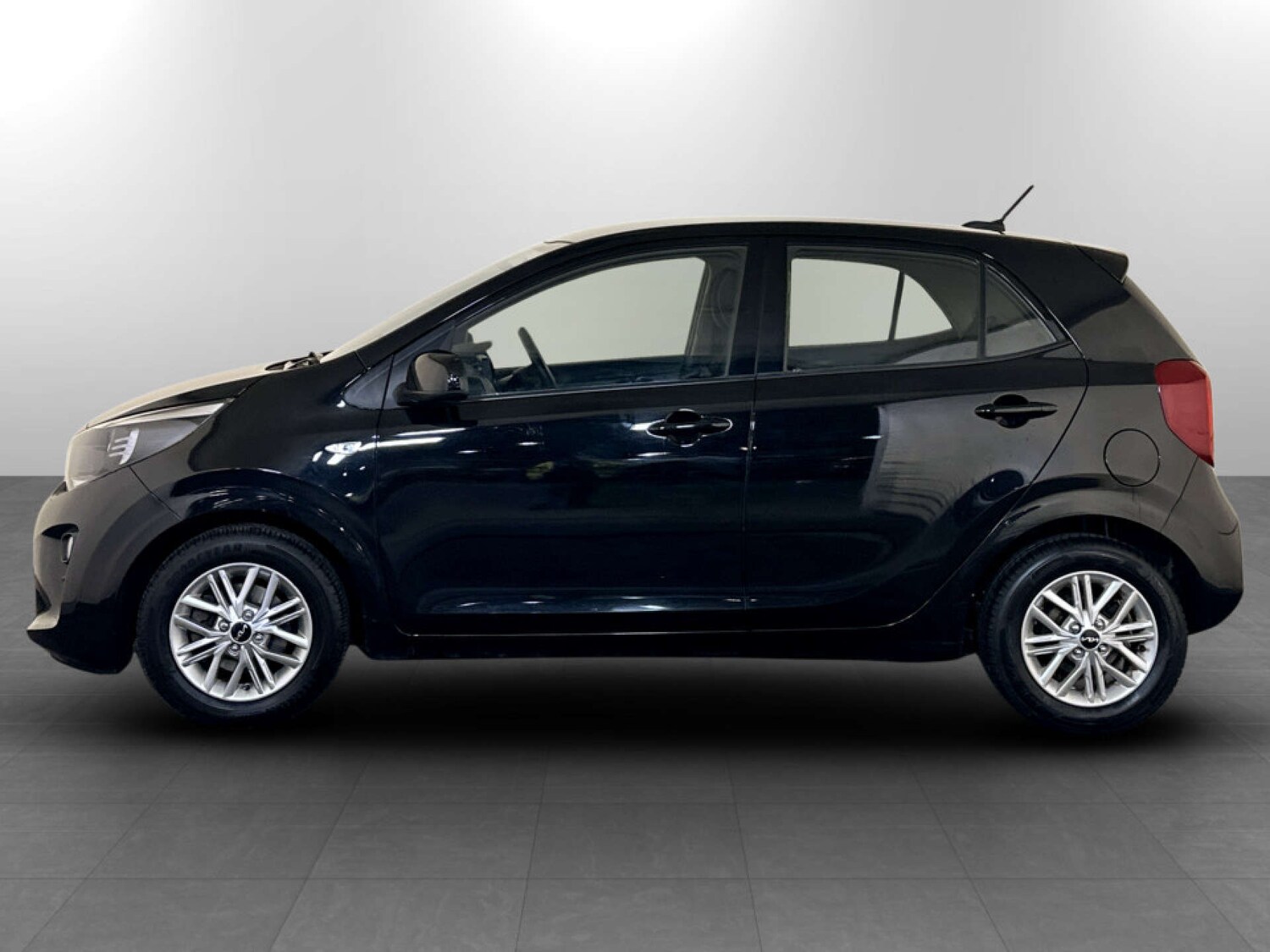 Used Kia Picanto 2023 for sale - 77802023: Photo 7