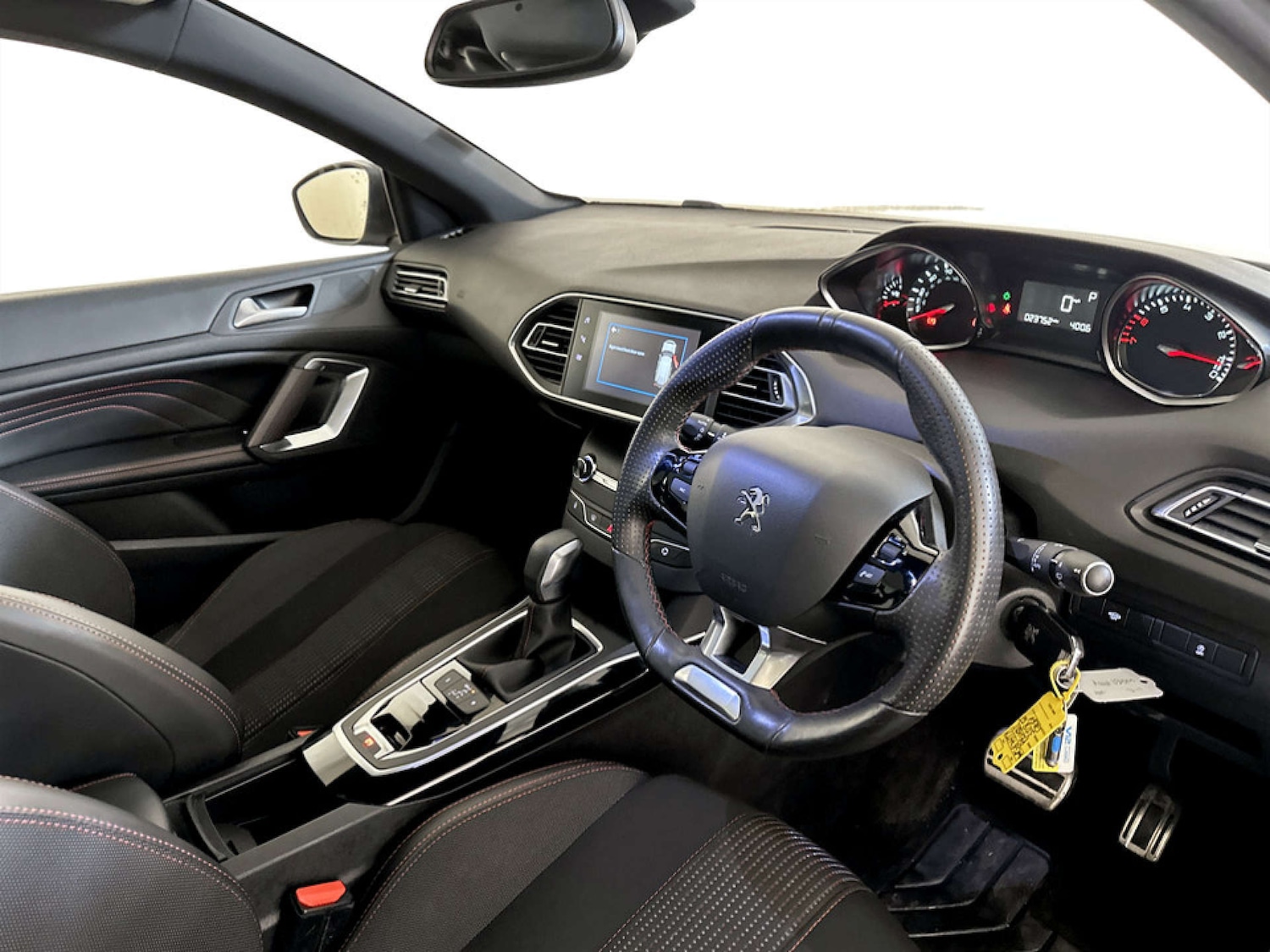 Used Peugeot 308 2018 for sale - 77408934: Photo 16