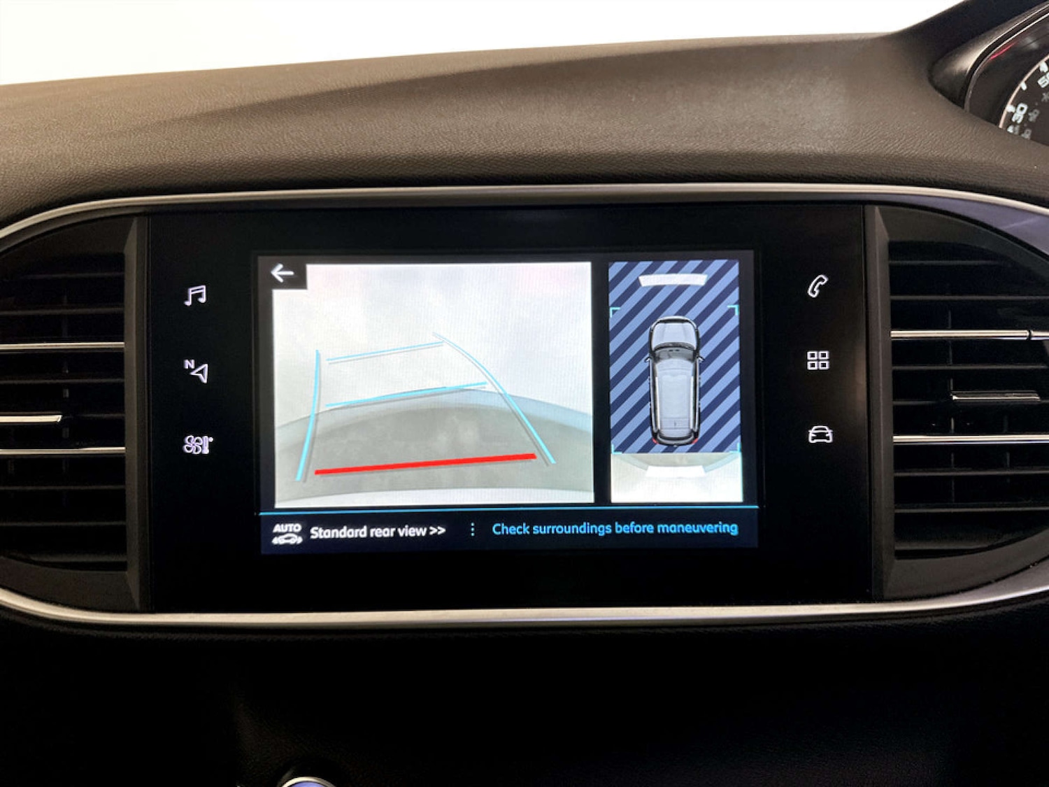 Used Peugeot 308 2018 for sale - 77408934: Photo 21