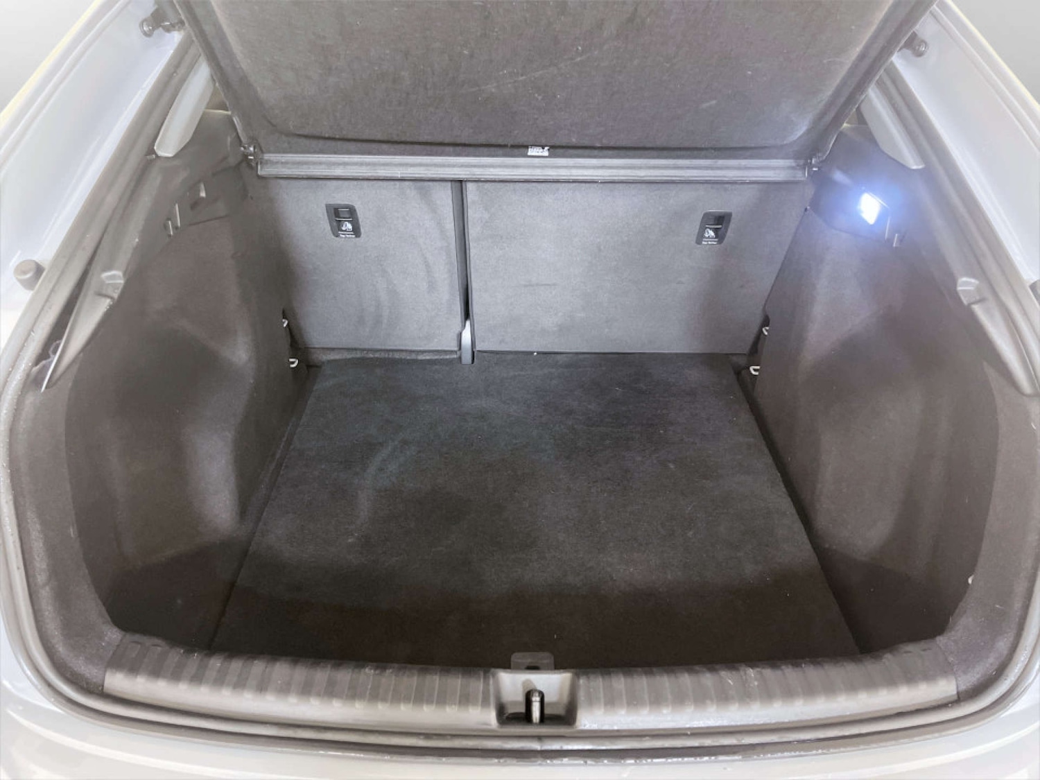 Used Audi Q4 e-tron 2023 for sale - 77581137: Photo 15