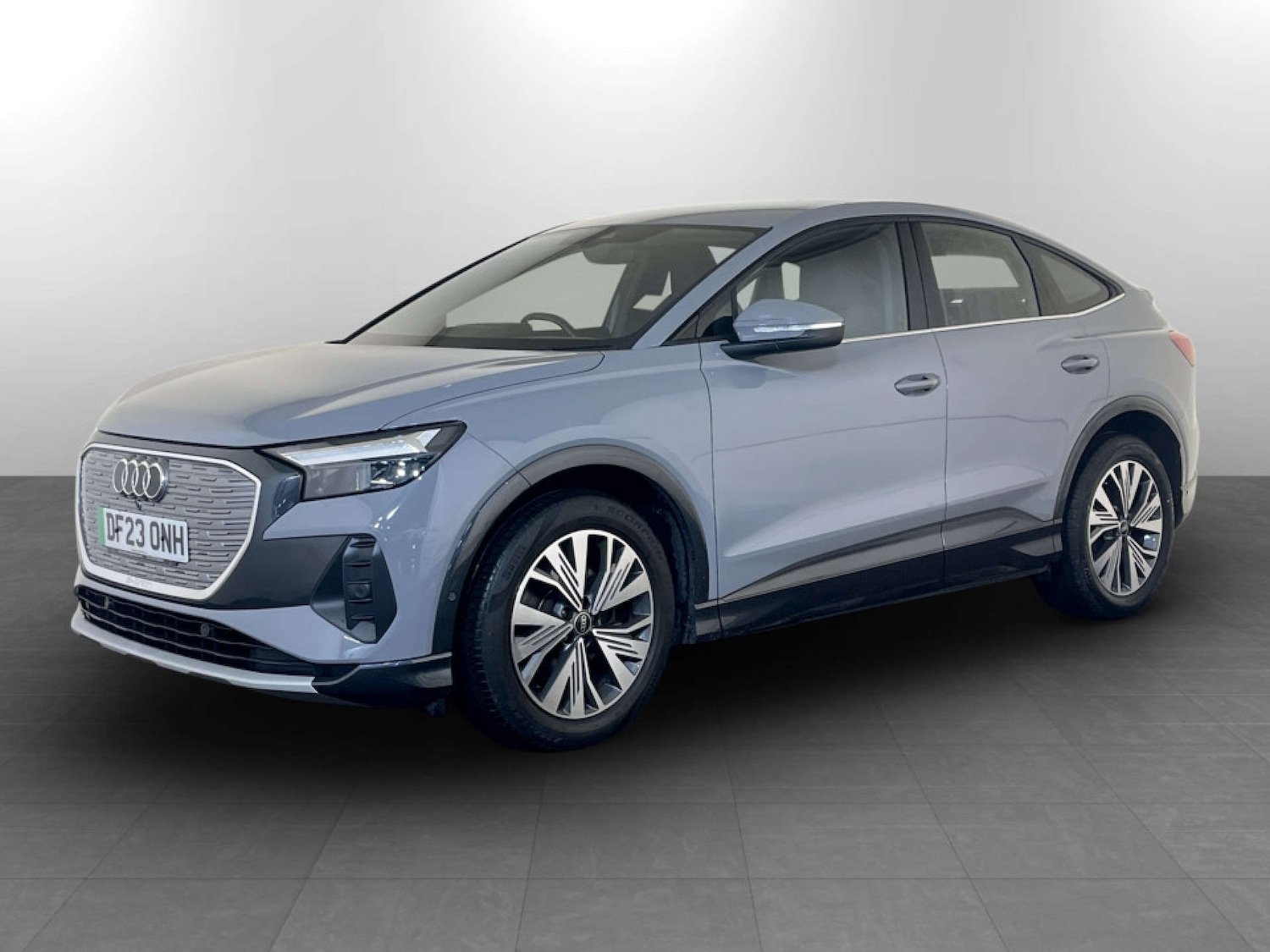 Used Audi Q4 e-tron 2023 for sale - 77581137: Photo 6