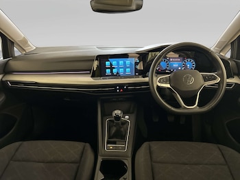 Used Volkswagen Golf 2023 for sale - 78881941: Photo
