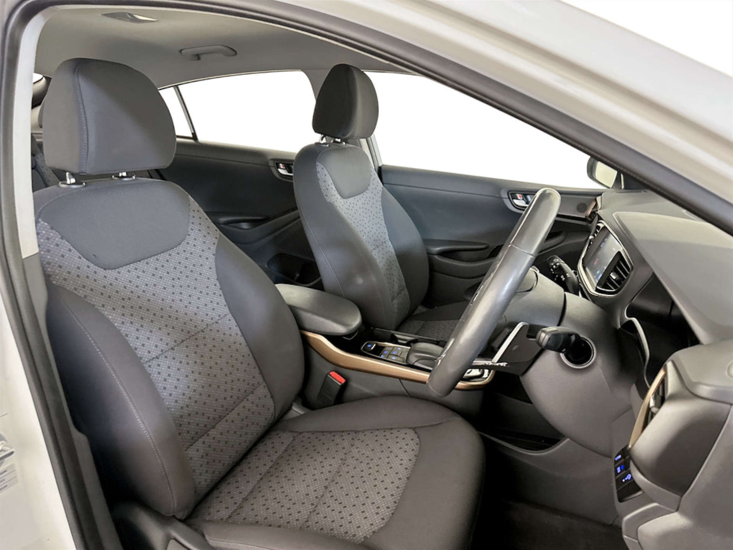 Used Hyundai IONIQ 2017 for sale - 77445648: Photo 13