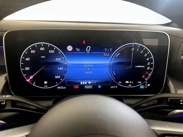 Used Mercedes-Benz GLC 2023 for sale - 76209445: Photo 18