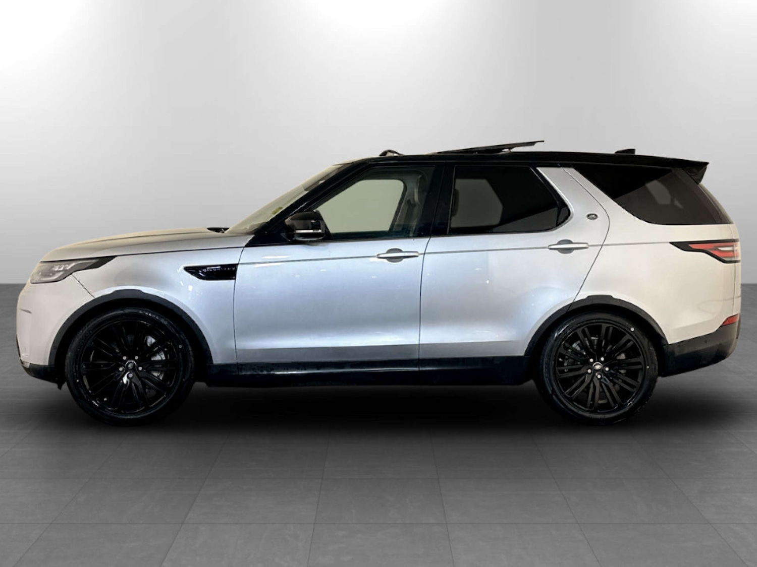 Used Land Rover Discovery 2020 for sale - 77492516: Photo 7