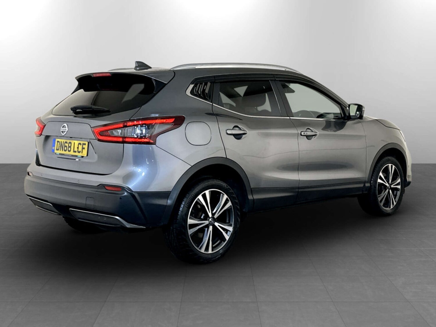 Used Nissan Qashqai 2018 for sale - 77617155: Photo 10