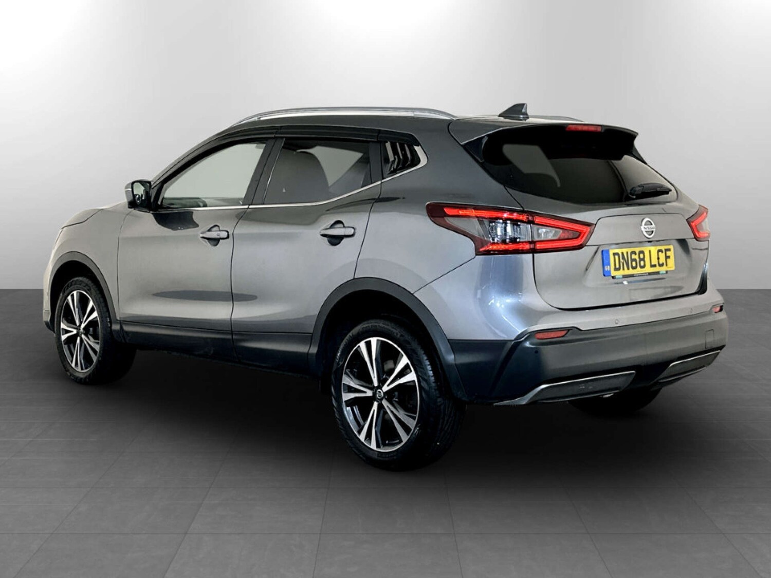 Used Nissan Qashqai 2018 for sale - 77617155: Photo 8