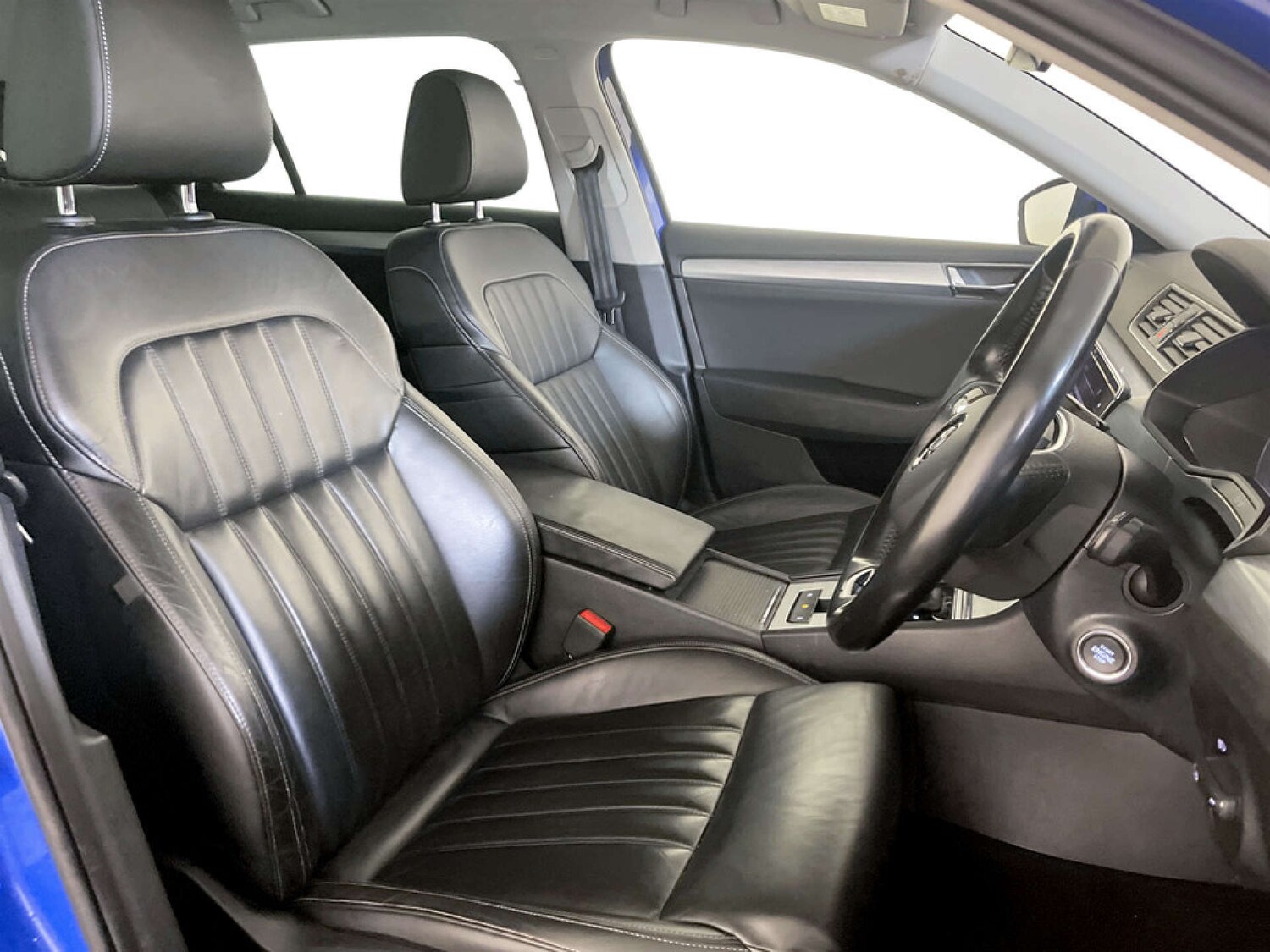 Used Skoda Superb 2021 for sale - 77364219: Photo 11