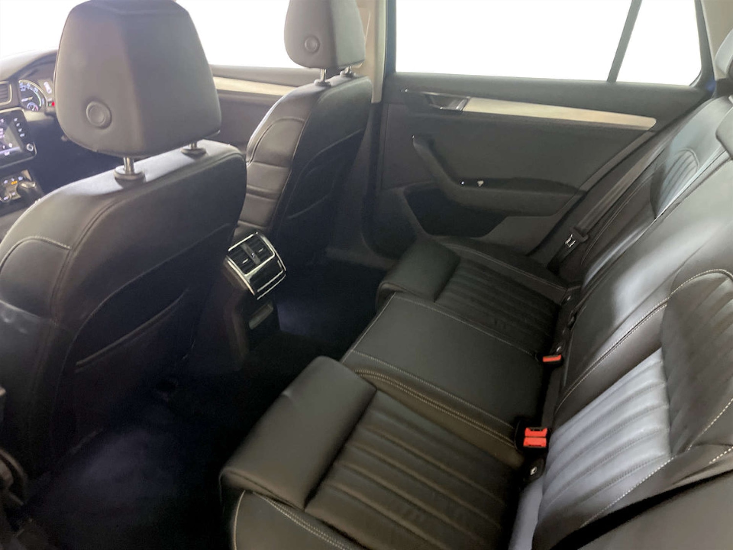 Used Skoda Superb 2021 for sale - 77364219: Photo 12