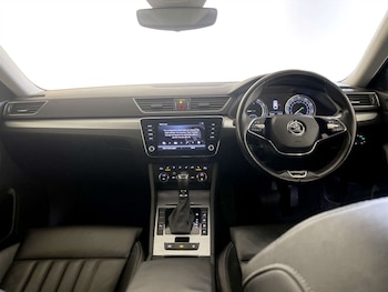 Used Skoda Superb 2021 for sale - 77364219: Photo