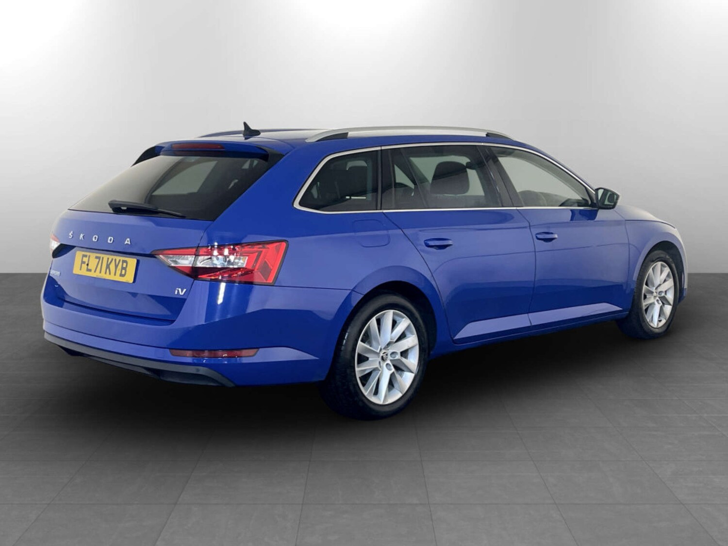 Used Skoda Superb 2021 for sale - 77364219: Photo 8