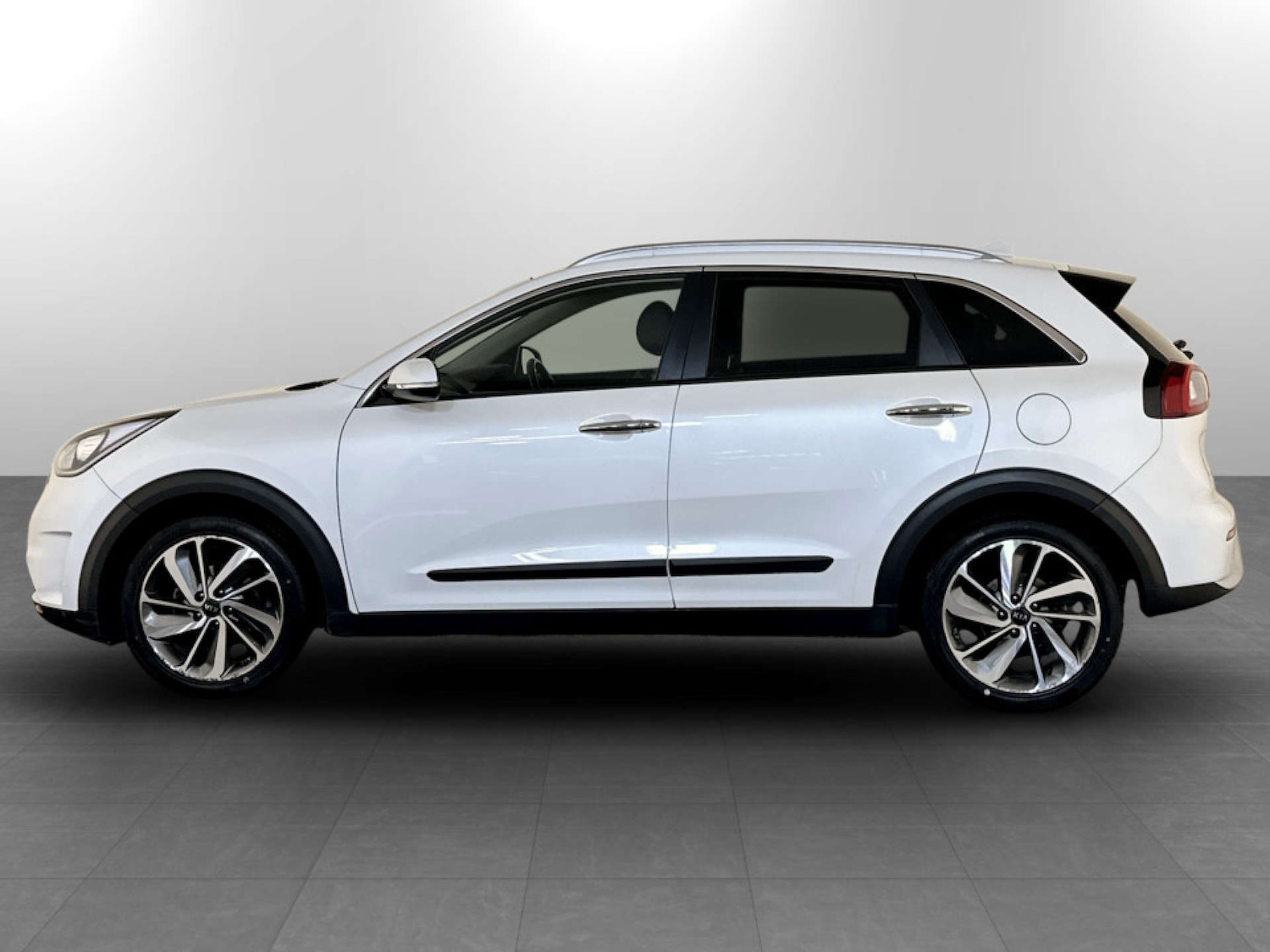 Used Kia Niro 2018 for sale - 77364240: Photo 7