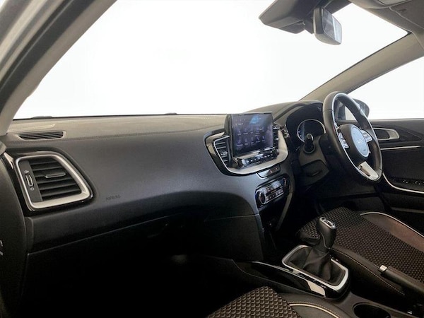 Used Kia Ceed 2023 for sale - 76332439: Photo 12