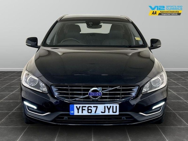Used Volvo V60 2017 for sale - 76234749: Photo 5