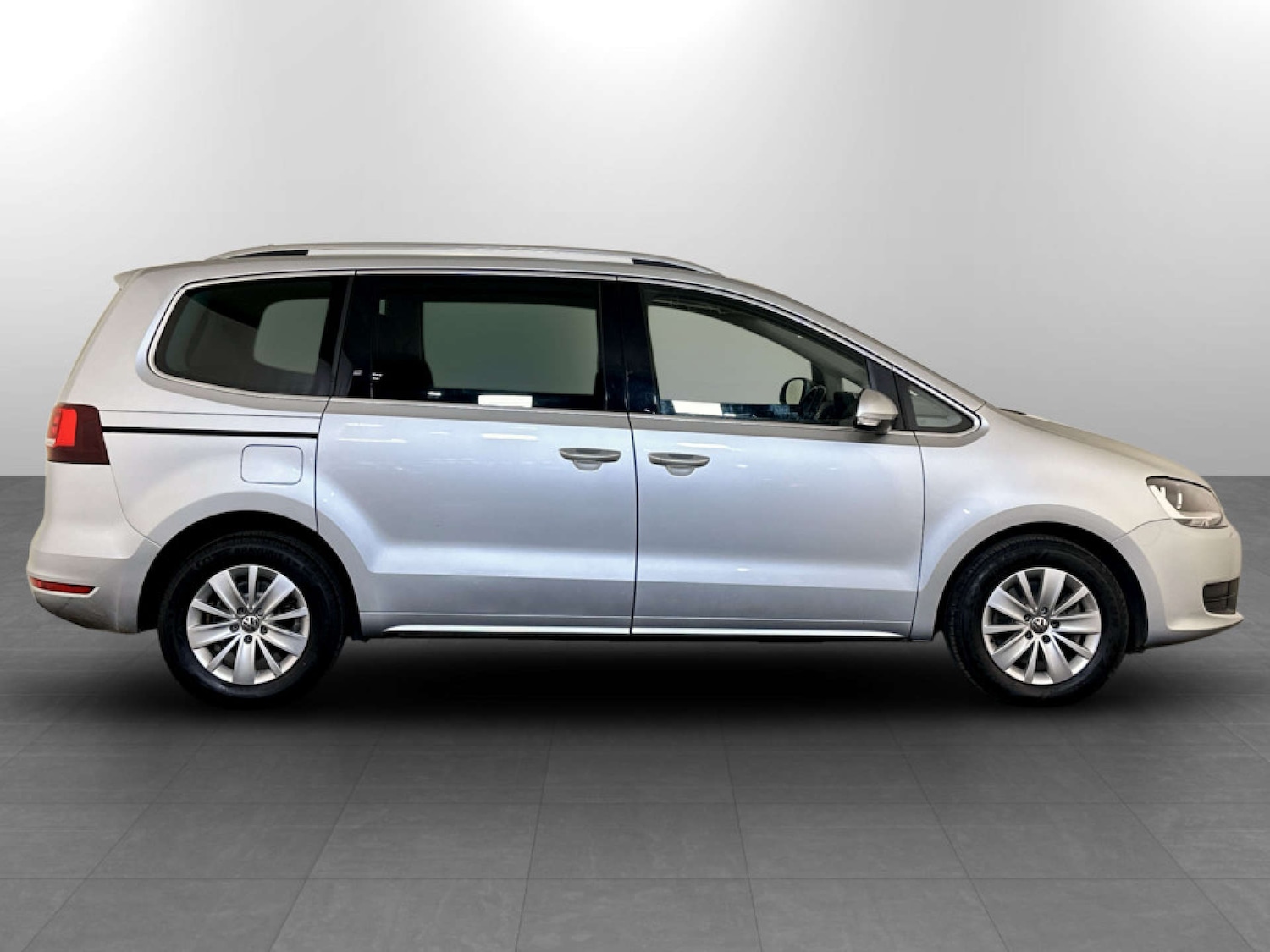 Used Volkswagen Sharan 2022 for sale - 77185418: Photo 11