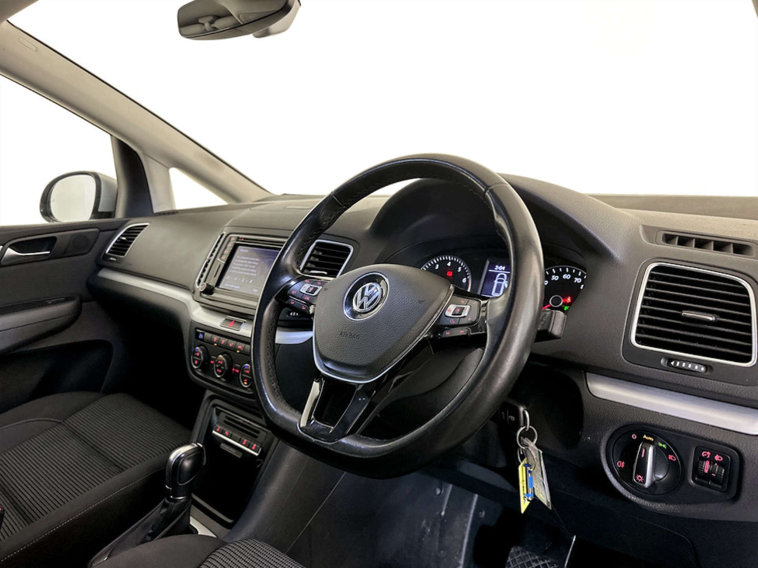 Used Volkswagen Sharan 2022 for sale - 77185418: Photo 16