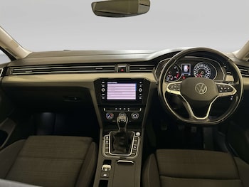 Used Volkswagen Passat 2022 for sale - 78915155: Photo