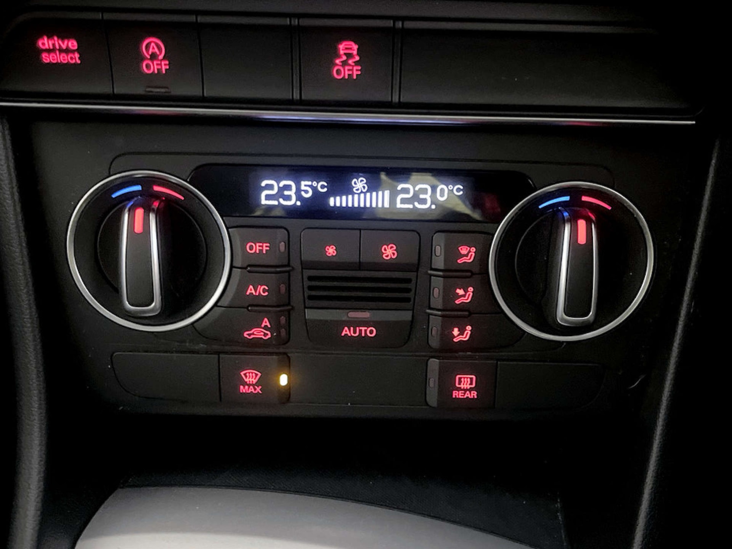 Used Audi Q3 2018 for sale - 77185395: Photo 25